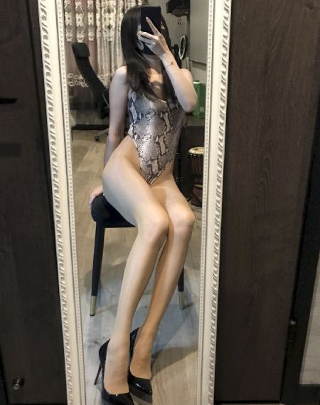 少妇又滑又紧又嫩的刺激频道