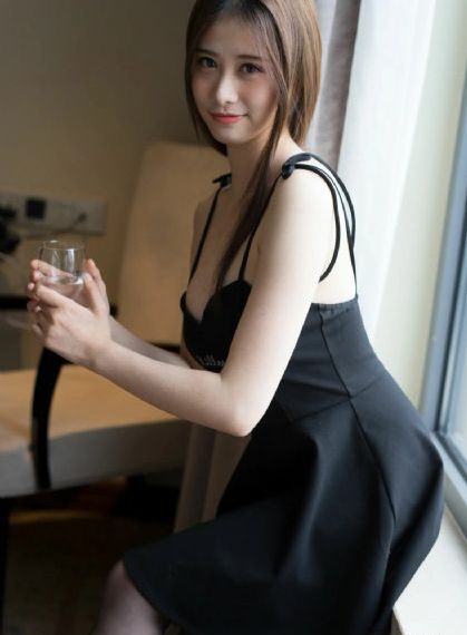 丰满的老板韩剧