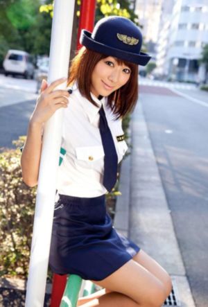 19岁女大学生撞脸孙颖莎被求合影